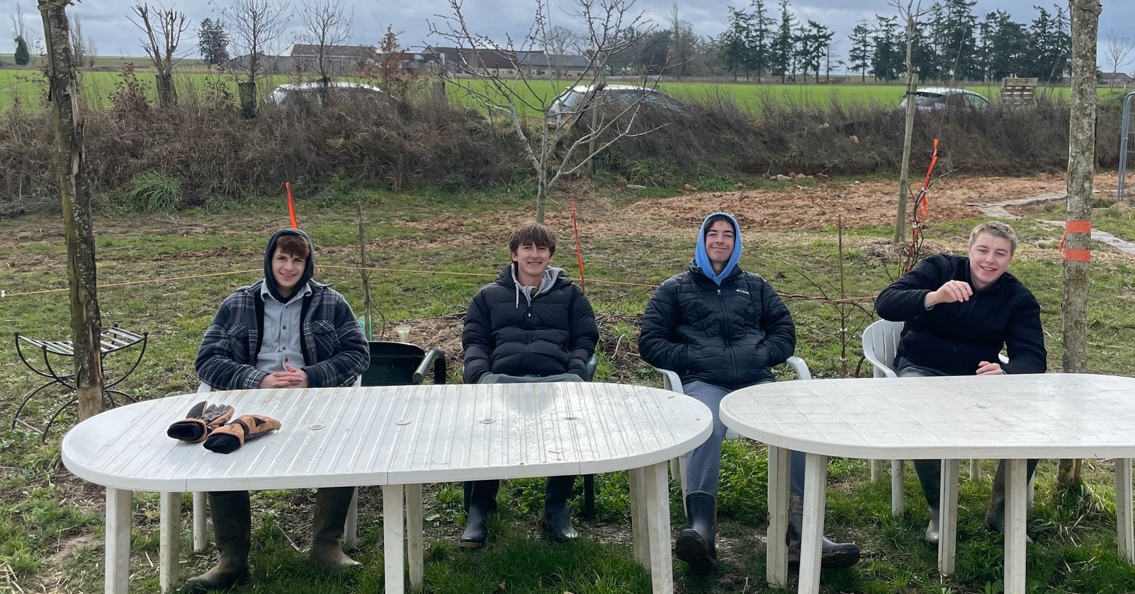 Des américains à Grâce au Jardin